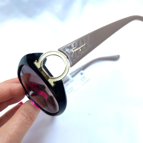NWT Auc Ferragammo 57mm Oversized Sunglasses main image 7